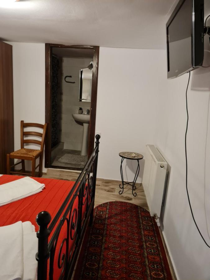 Vila Margareta Curtea de Argeş Exteriör bild