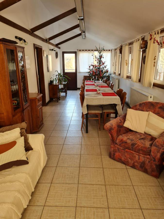 Vila Margareta Curtea de Argeş Exteriör bild