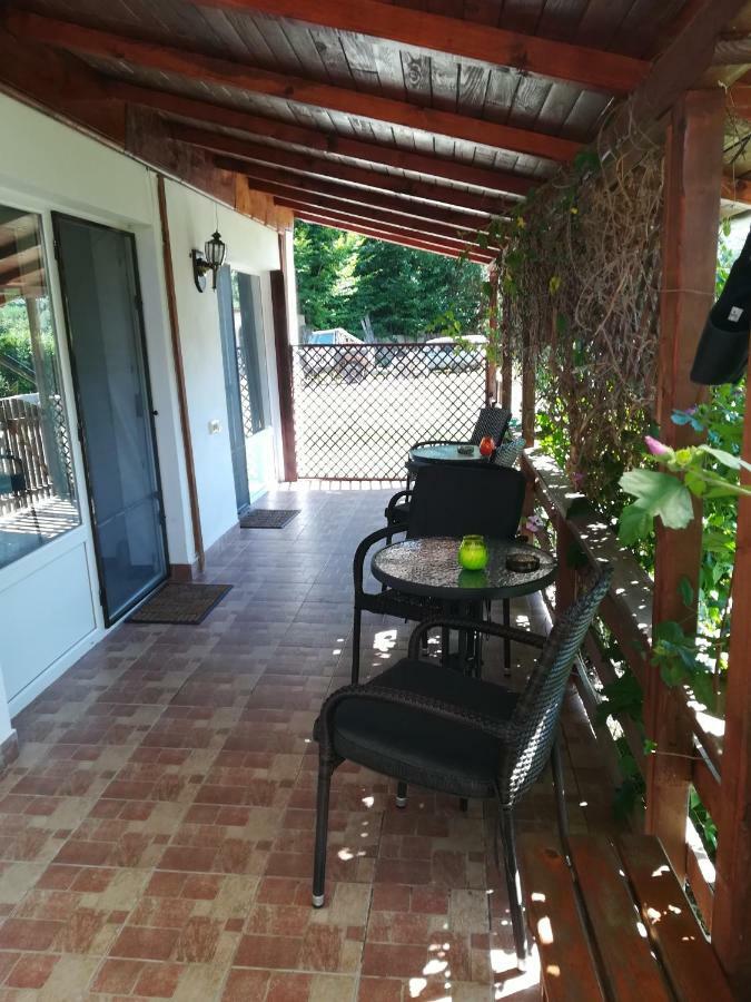 Vila Margareta Curtea de Argeş Exteriör bild