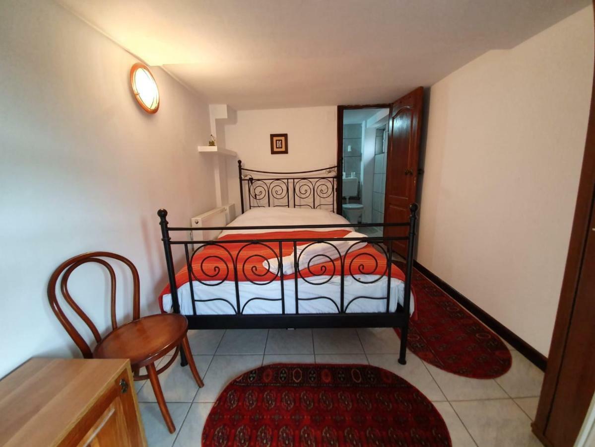 Vila Margareta Curtea de Argeş Exteriör bild